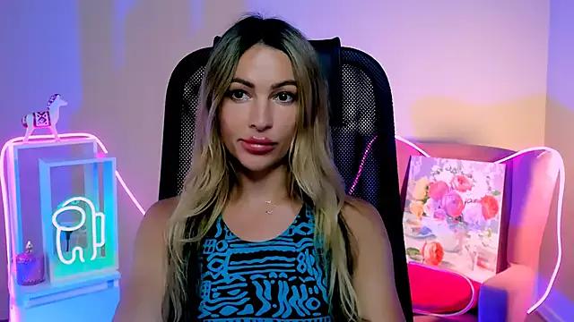 Mad beauty - checkout our excited streamers as they tease to their beloved melodies and slowly squirt for enjoyment to appease your wildest wishes.