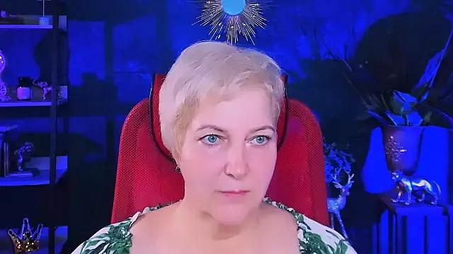 MaryMogan from StripChat is Freechat