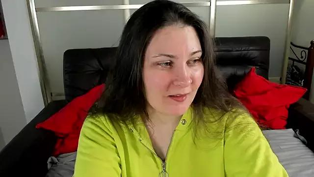 MarySwon from StripChat is Freechat