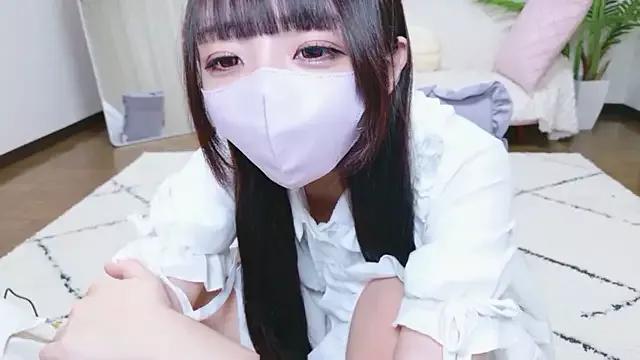 Mashiro-chan from StripChat is Freechat