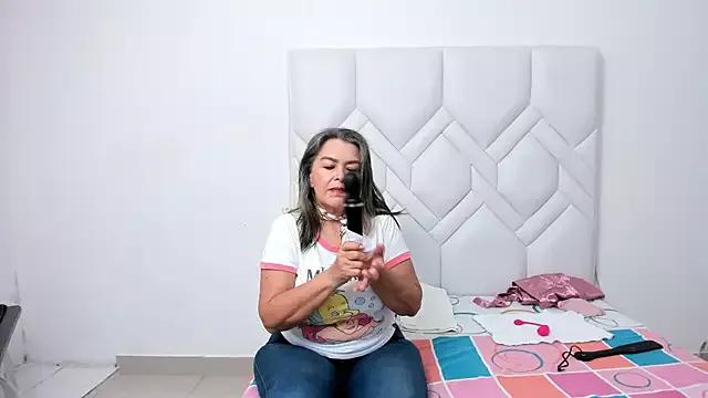 Mad beauty - checkout our excited streamers as they tease to their beloved melodies and slowly squirt for enjoyment to appease your wildest wishes.
