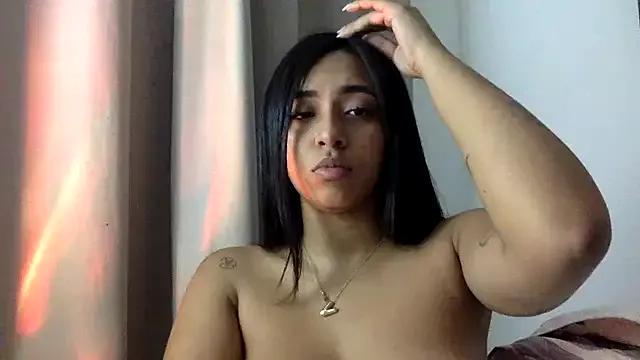MavyStar from StripChat is Freechat