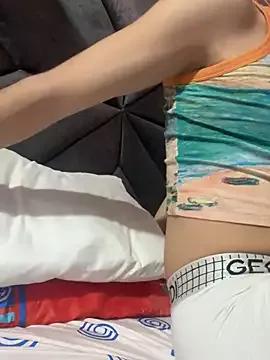 Mad beauty - checkout our excited streamers as they tease to their beloved melodies and slowly squirt for enjoyment to appease your wildest wishes.