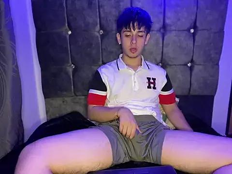 Mad beauty - checkout our excited streamers as they tease to their beloved melodies and slowly squirt for enjoyment to appease your wildest wishes.