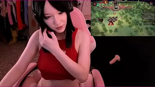 Mad beauty - checkout our excited streamers as they tease to their beloved melodies and slowly squirt for enjoyment to appease your wildest wishes.