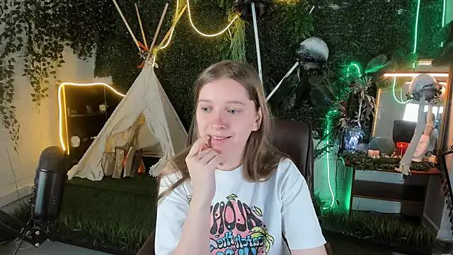 Mad beauty - checkout our excited streamers as they tease to their beloved melodies and slowly squirt for enjoyment to appease your wildest wishes.