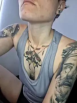 megan_cr from StripChat is Freechat