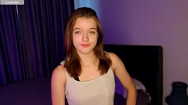 MeganAckerman from StripChat is Freechat