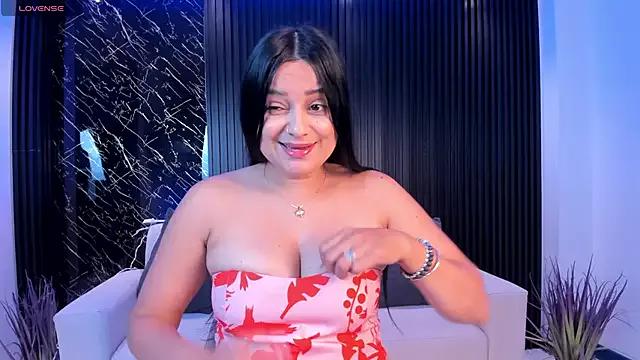 Megancoxx from StripChat is Freechat