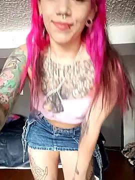 Mad beauty - checkout our excited streamers as they tease to their beloved melodies and slowly squirt for enjoyment to appease your wildest wishes.