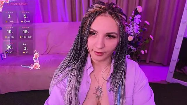 MegicalLoy from StripChat is Freechat