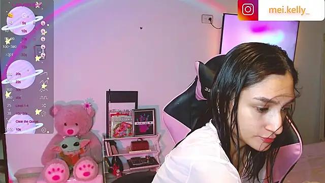 Mad beauty - checkout our excited streamers as they tease to their beloved melodies and slowly squirt for enjoyment to appease your wildest wishes.