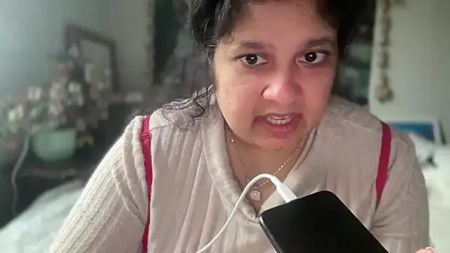 MelanieFawker from StripChat is Freechat