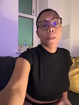 Melia_Rayne from StripChat is Freechat