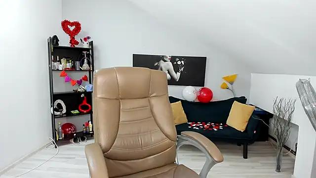 Mad beauty - checkout our excited streamers as they tease to their beloved melodies and slowly squirt for enjoyment to appease your wildest wishes.