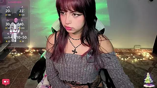 Melody_Ghot from StripChat is Freechat