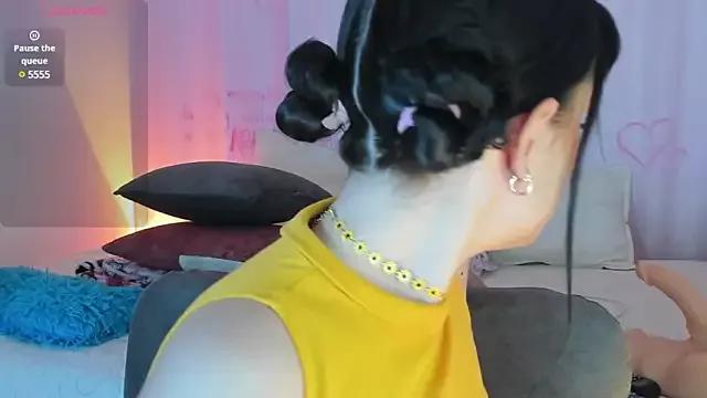 Mad beauty - checkout our excited streamers as they tease to their beloved melodies and slowly squirt for enjoyment to appease your wildest wishes.