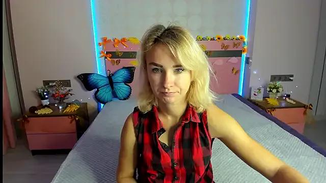 MeryMidnight from StripChat is Freechat
