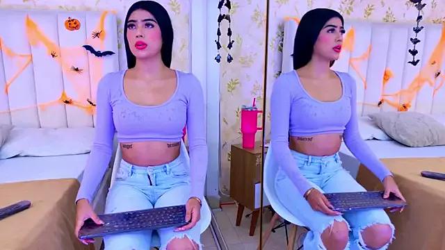 Mad beauty - checkout our excited streamers as they tease to their beloved melodies and slowly squirt for enjoyment to appease your wildest wishes.