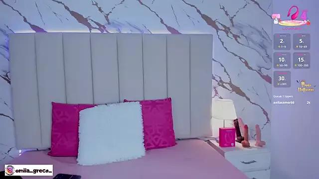 Mia_greco_ from StripChat is Freechat