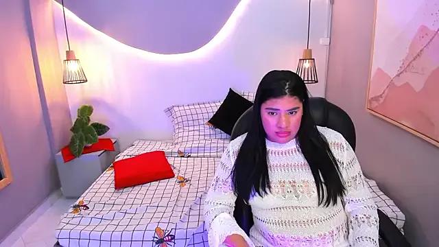 Mia_hills_ from StripChat is Freechat