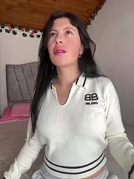 Mia_salinass from StripChat is Freechat