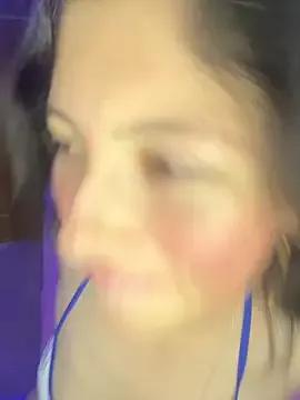 MiaSalinas from StripChat is Freechat