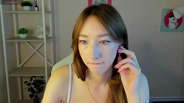 Mad beauty - checkout our excited streamers as they tease to their beloved melodies and slowly squirt for enjoyment to appease your wildest wishes.