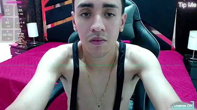 Mick_johnson from StripChat is Freechat