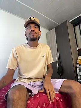 Miguel_bigcock from StripChat is Freechat