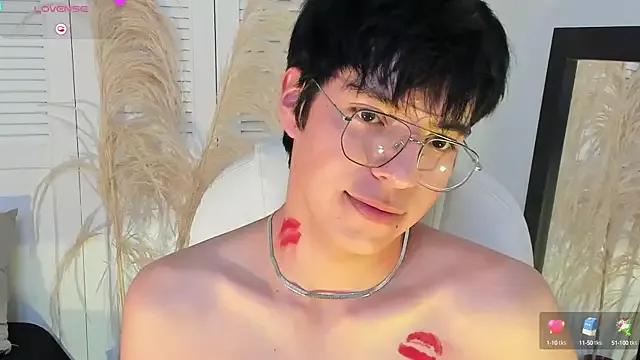 miilo_wolf from StripChat is Freechat