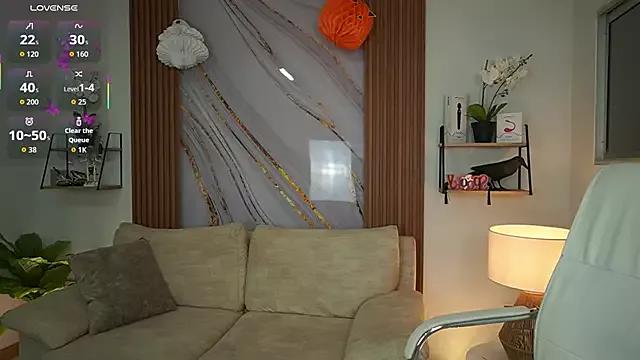 Mad beauty - checkout our excited streamers as they tease to their beloved melodies and slowly squirt for enjoyment to appease your wildest wishes.