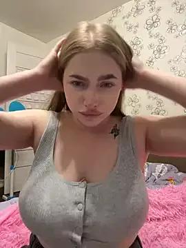 Mad beauty - checkout our excited streamers as they tease to their beloved melodies and slowly squirt for enjoyment to appease your wildest wishes.