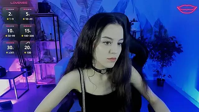 MilaStoyne from StripChat is Freechat