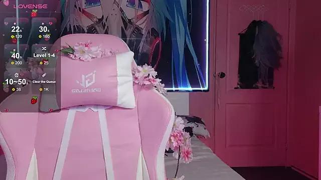 Mad beauty - checkout our excited streamers as they tease to their beloved melodies and slowly squirt for enjoyment to appease your wildest wishes.