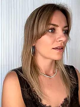 Milla__one from StripChat is Freechat