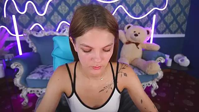 Mad beauty - checkout our excited streamers as they tease to their beloved melodies and slowly squirt for enjoyment to appease your wildest wishes.