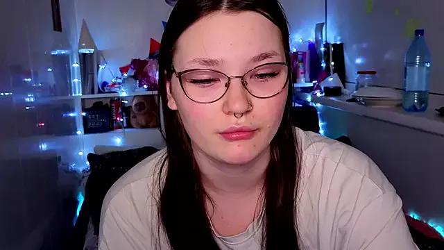 milliedoll from StripChat is Freechat