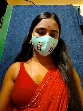 mini-queen from StripChat is Freechat