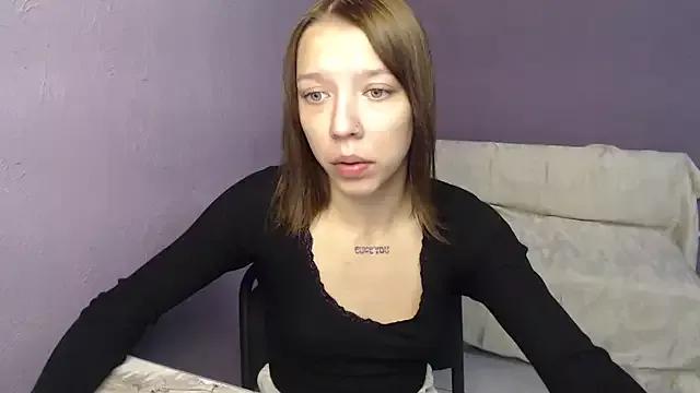 mini_katie from StripChat is Freechat