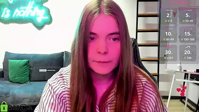 MiraaBloom from StripChat is Freechat