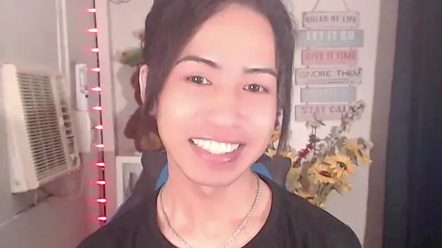 Miracle_TheBrat from StripChat is Freechat