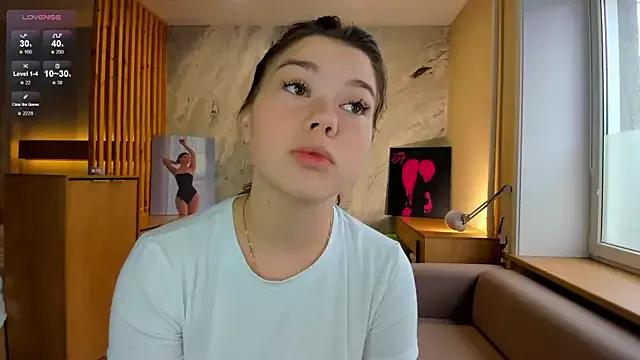 Mad beauty - checkout our excited streamers as they tease to their beloved melodies and slowly squirt for enjoyment to appease your wildest wishes.
