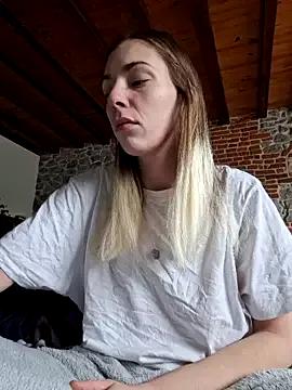 Miss_North from StripChat is Freechat