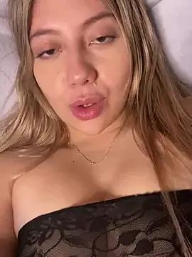 MissCat_ from StripChat is Freechat