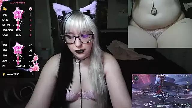 Mad beauty - checkout our excited streamers as they tease to their beloved melodies and slowly squirt for enjoyment to appease your wildest wishes.