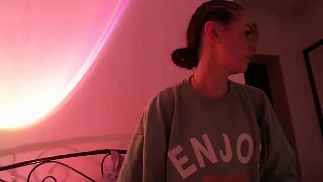 MissyDior8 from StripChat is Freechat