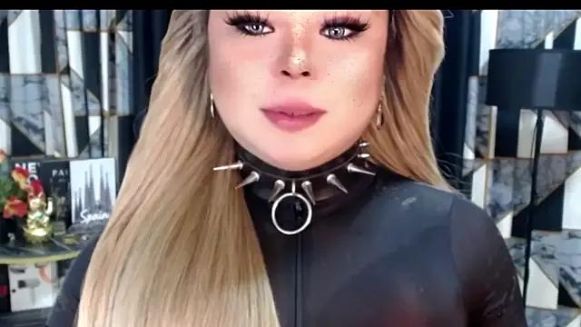 Mistress_CassieXX from StripChat is Freechat