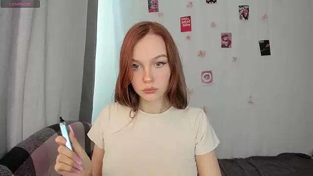 Molly_Pink_ from StripChat is Freechat