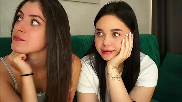 MollyandStacy from StripChat is Freechat